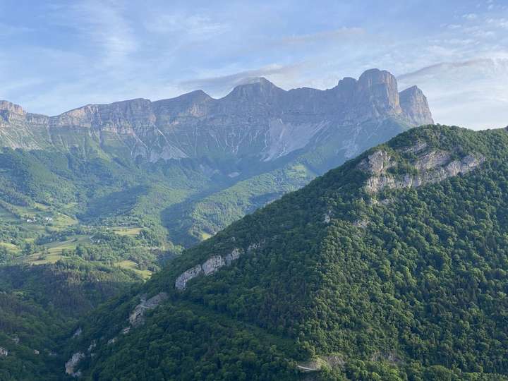 Les Moucherolles et les deux Soeurs