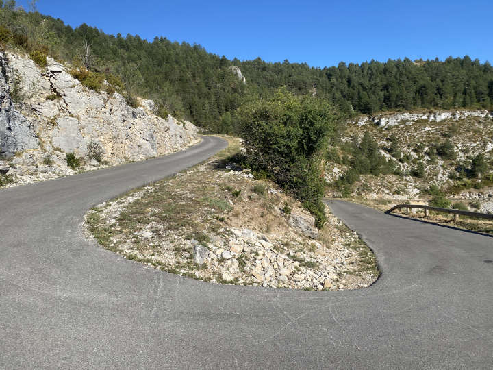 Descente vers les gorges du Tarn