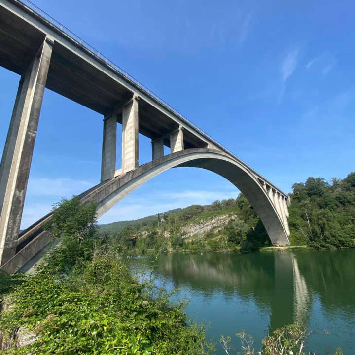 Pont de Serrières-sur-Ain