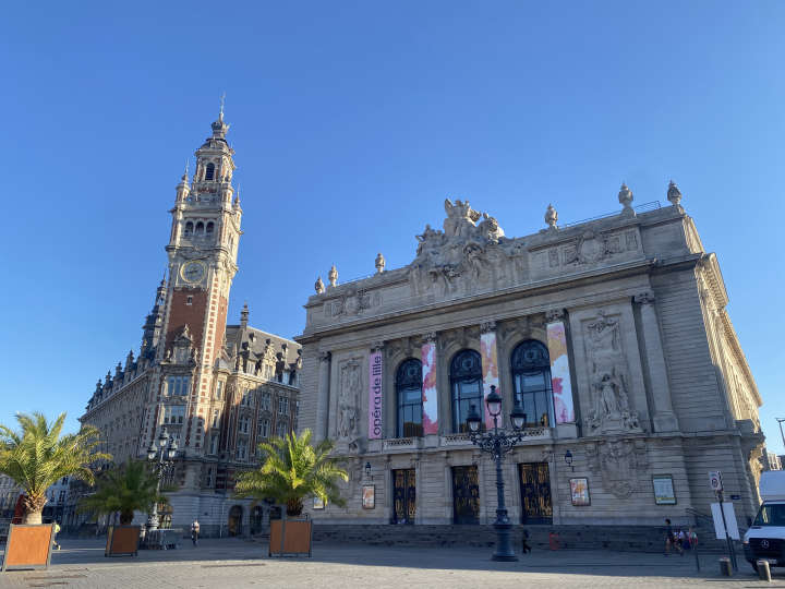 Lille - L'opéra et le beffroi de la chambre de commerce