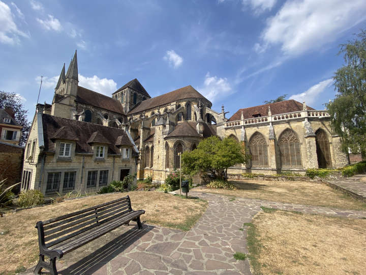 Lisieux