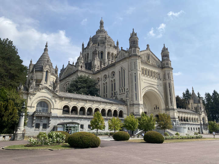 Lisieux